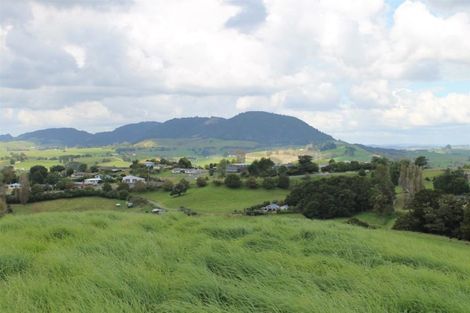 Photo of property in 16 Matai Drive, Maungaturoto, 0520