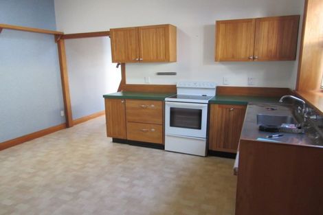 Photo of property in 21 Milton Street, Berhampore, Wellington, 6023