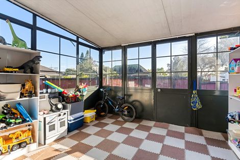 Photo of property in 2/16 Ultima Place, Clover Park, Auckland, 2019