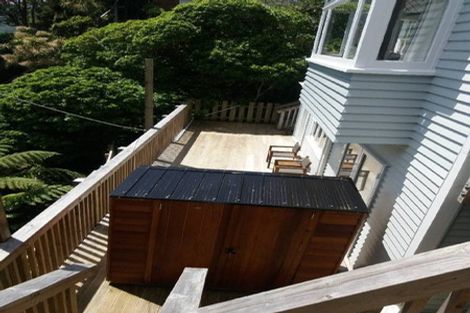 Photo of property in 30 Saint Michaels Crescent, Kelburn, Wellington, 6012