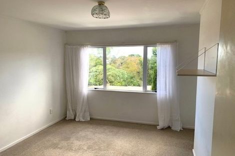 Photo of property in 1/18 Peach Road, Glenfield, Auckland, 0629