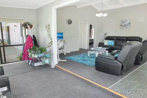 Photo of property in 8a Holben Parade, Foxton Beach, Foxton, 4815