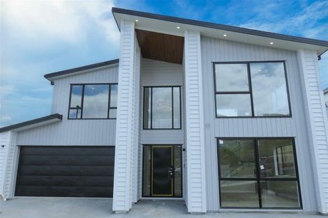 Photo of property in 55 Godfrey Drive, Orewa, 0931