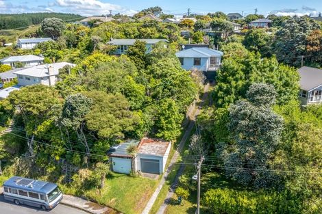 Photo of property in 8 Muri Road, Pukerua Bay, 5026
