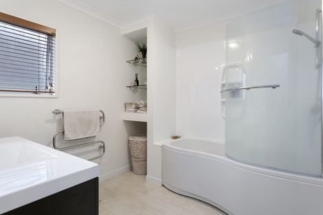 Photo of property in 28 Kingsley Street, Leamington, Cambridge, 3432