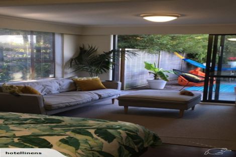 Photo of property in 24 Hillcrest Road, Hatfields Beach, Orewa, 0931