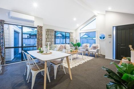 Photo of property in 39 Apple Terrace, Ranui, Porirua, 5024