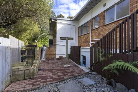 Photo of property in 3/1 Botany Road, Howick, Auckland, 2010