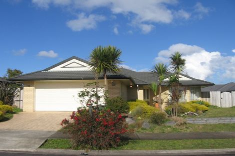 Photo of property in 8 Coleraine Place, East Tamaki, Auckland, 2016