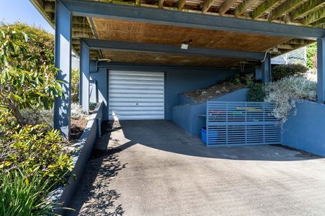 Photo of property in 40 Marine Parade, Macandrew Bay, Dunedin, 9014