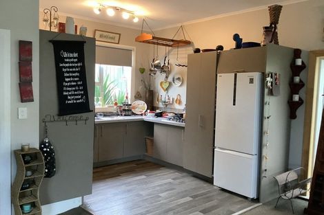 Photo of property in 125a King Street, Hikurangi, 0114