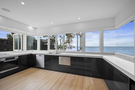 Photo of property in 47 Saltburn Road, Milford, Auckland, 0620