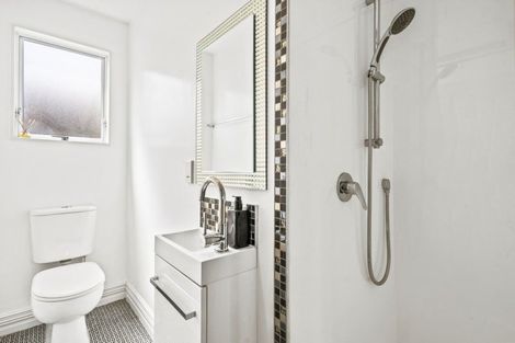 Photo of property in 1/38 Kings Crescent, Hutt Central, Lower Hutt, 5010