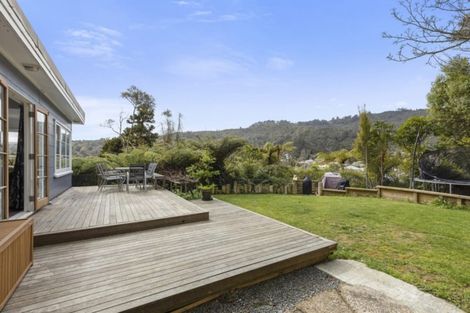 Photo of property in 13 Kopara Grove, Stokes Valley, Lower Hutt, 5019