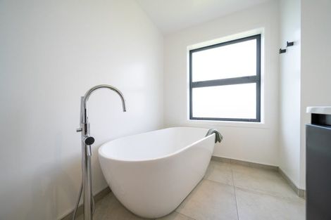 Photo of property in 35 Paton Place, Te Anau, 9600