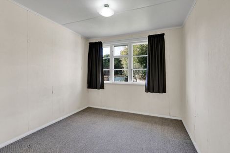Photo of property in 21 Miro Street, Merrilands, New Plymouth, 4312