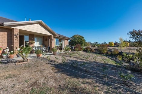 Photo of property in 215 Racecourse Road, Waipawa, Otane, 4277