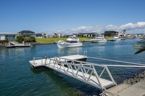 Photo of property in 45 One Tree Point Road, One Tree Point, 0118