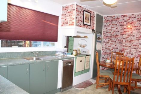 Photo of property in 20 Northland Street, Ranfurly, 9332