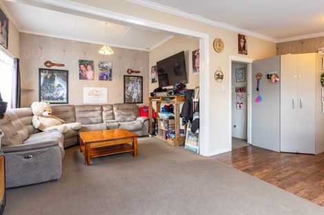 Photo of property in 24 Julia Street, Pahiatua, 4910