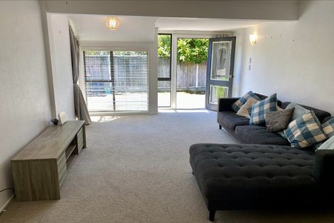 Photo of property in 3b Pukatea Street, Eastbourne, Lower Hutt, 5013