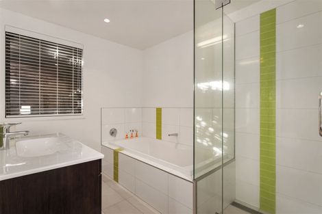 Photo of property in 2 Hammerton Lane, Heathcote Valley, Christchurch, 8022