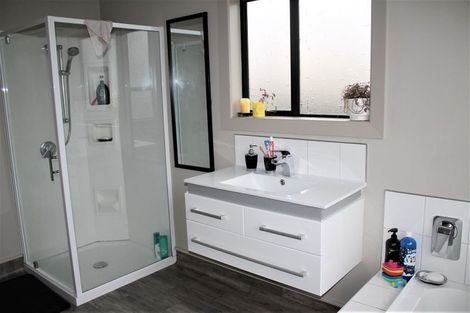 Photo of property in 32 Inverness Street, Dunollie, Runanga, 7803