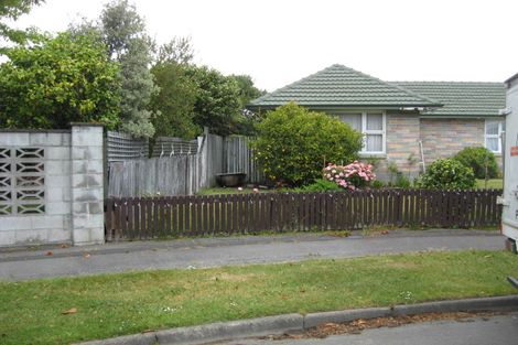 Photo of property in 9 Adrian Place, Shirley, Christchurch, 8061