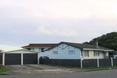 Photo of property in 11 Becks Close, Kelson, Lower Hutt, 5010
