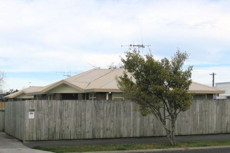 Photo of property in 65a Bandon Street, Frankton, Hamilton, 3204