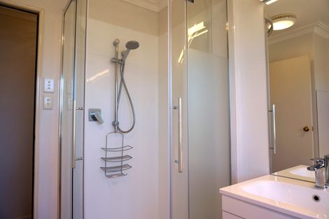 Photo of property in 18a Marwood Place, Mount Maunganui, 3116