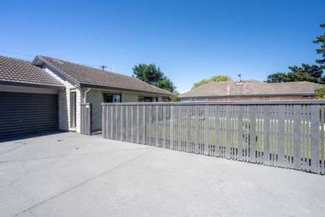 Photo of property in 2/13 Colac Street, Avondale, Christchurch, 8061
