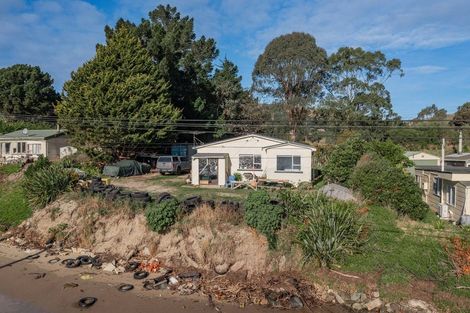 Photo of property in 68 Otakou Golf Course Road, Otakou, Dunedin, 9077