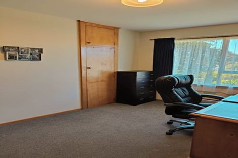 Photo of property in 21 Montrose Avenue, Culverden, 7392