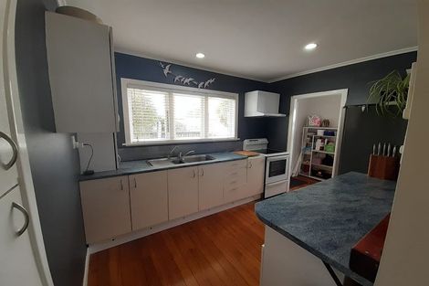 Photo of property in 1/16 Lancaster Road, Beach Haven, Auckland, 0626