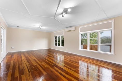 Photo of property in 30 Tararua Street, Pahiatua, 4910