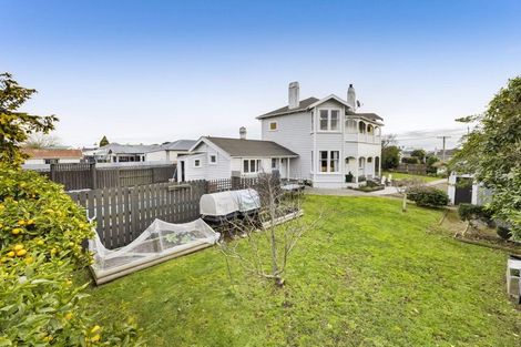 Photo of property in 68 Collins Street, Hawera, 4610
