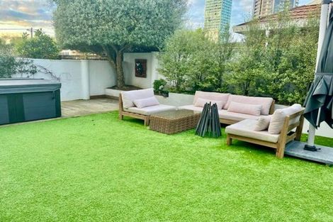 Photo of property in 1/34 Byron Avenue, Takapuna, Auckland, 0622