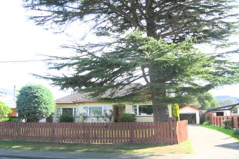 Photo of property in 43 Golders Road, Elderslea, Upper Hutt, 5018
