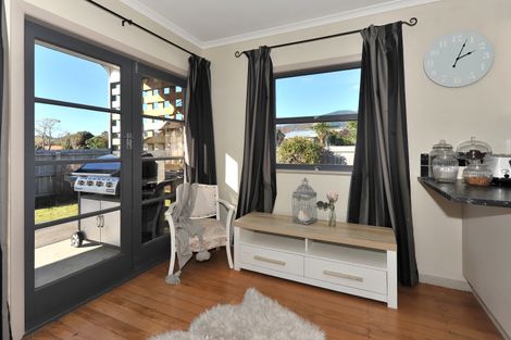 Photo of property in 52 Marlowe Street, Stoke, Nelson, 7011