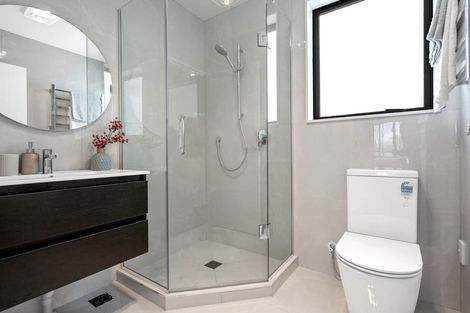 Photo of property in 2/5 Matata Place, Dallington, Christchurch, 8061