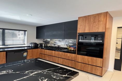 Photo of property in 3 Wyon Way, Flat Bush, Auckland, 2016