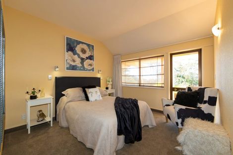 Photo of property in 4 Sanderson Place, Havelock North, 4130