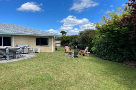 Photo of property in 30 Saint Andrews Drive, Bethlehem, Tauranga, 3110