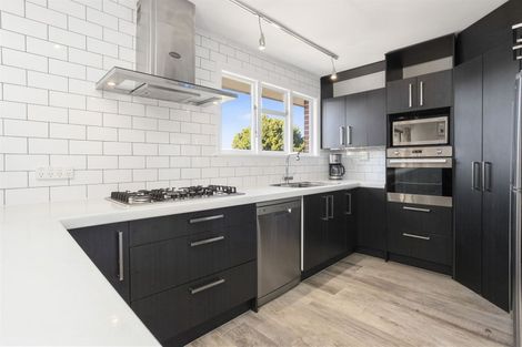 Photo of property in 172 Withells Road, Avonhead, Christchurch, 8042