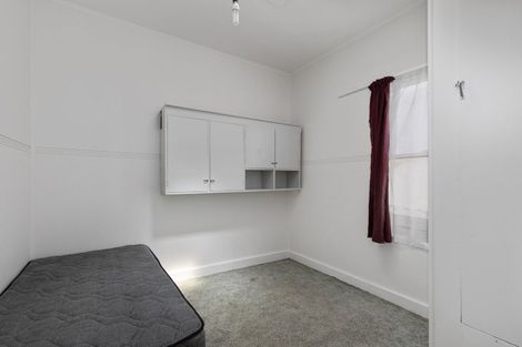 Photo of property in 28 Rhodes Street, Newtown, Wellington, 6021