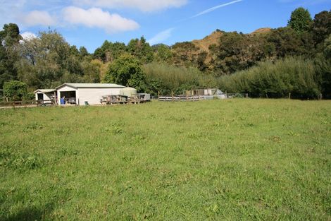 Photo of property in 1653 Mokau Road, Uruti, Urenui, 4379