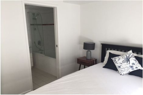 Photo of property in Tower Hill Apartments, 2g/1 Emily Place, Auckland Central, Auckland, 1010