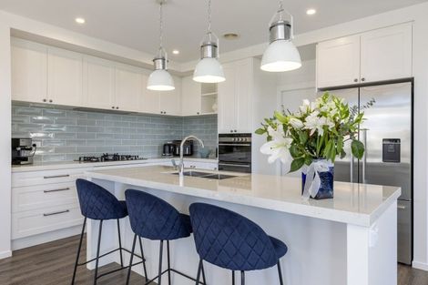 Photo of property in 13 Tuhua Close, Wharewaka, Taupo, 3330