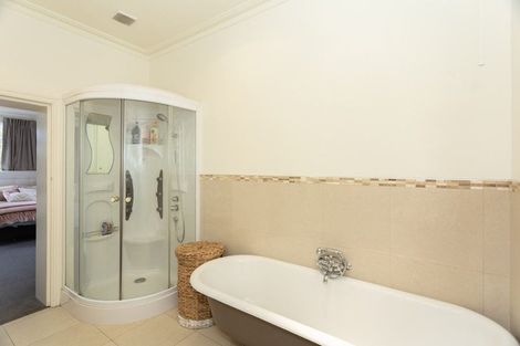 Photo of property in 96 Perth Street, Holmes Hill, Oamaru, 9401